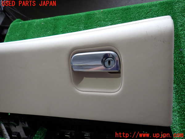 2UPJ-28917516]ポルシェ・パナメーラ S E-ハイブリッド(970CGEA)グローブボックス1 中古_m0002.jpg