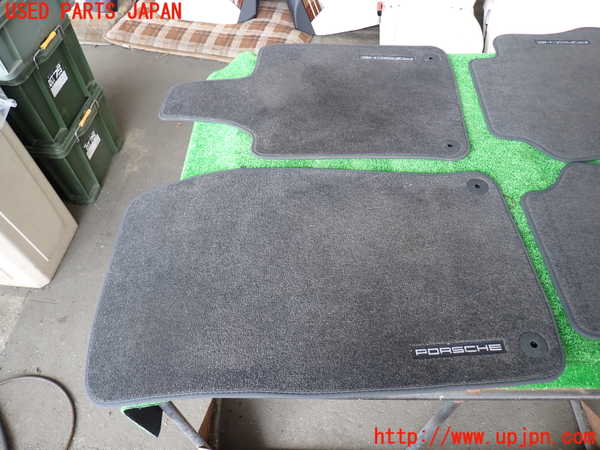 2UPJ-28917800]ポルシェ・パナメーラ S E-ハイブリッド(970CGEA)フロアマット 中古_m0002.jpg