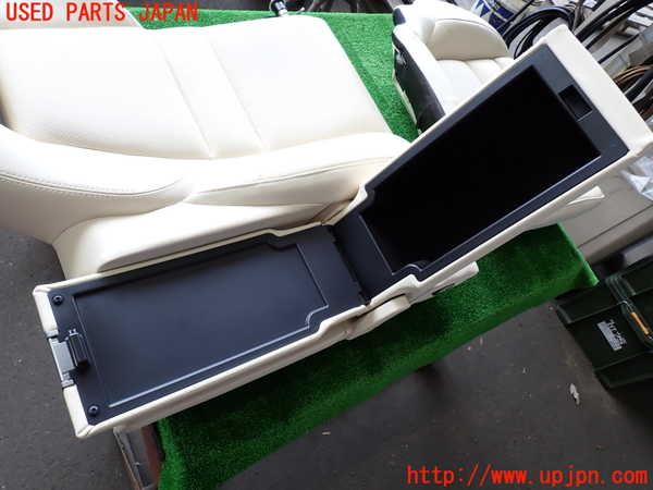 2UPJ-28917435]ポルシェ・パナメーラ S E-ハイブリッド(970CGEA)左リアシート 中古_m0003.jpg