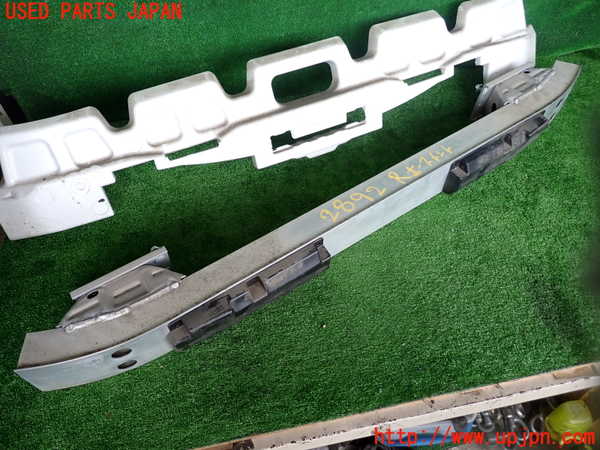 2UPJ-28921614]セルシオ(UCF31)リアバンパーホースメント 中古_m0002.jpg