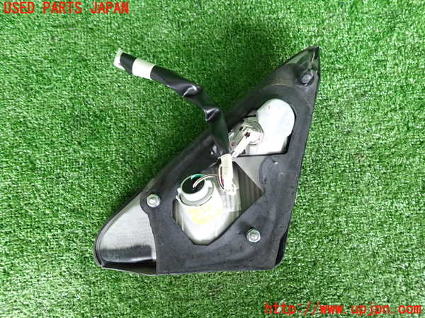 2UPJ-28921552]セルシオ(UCF31)左リアフィニッシャー 中古_m0002.jpg