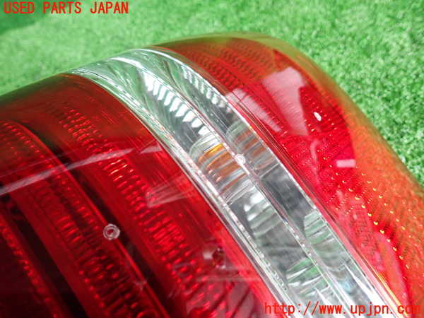 2UPJ-28921530]セルシオ(UCF31)右テールランプ 中古_m0003.jpg