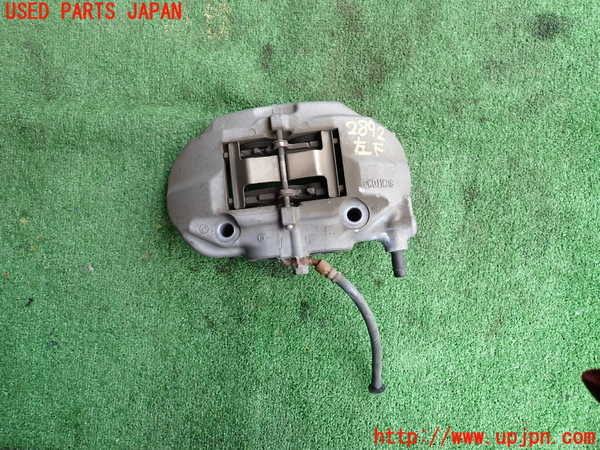 2UPJ-28924085]セルシオ(UCF31)左フロントキャリパー 中古_m0001.jpg