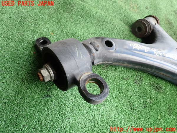 2UPJ-28925176]セルシオ(UCF31)右フロントロアアーム1 中古_m0003.jpg