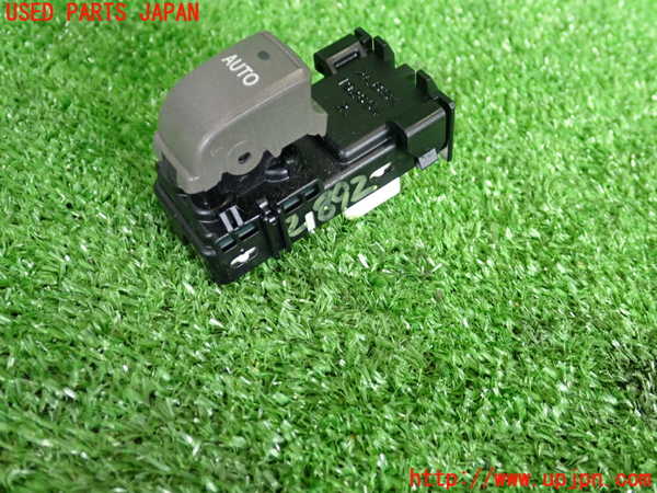 2UPJ-28926245]セルシオ(UCF31)左前パワーウィンドウスイッチ 中古_m0001.jpg