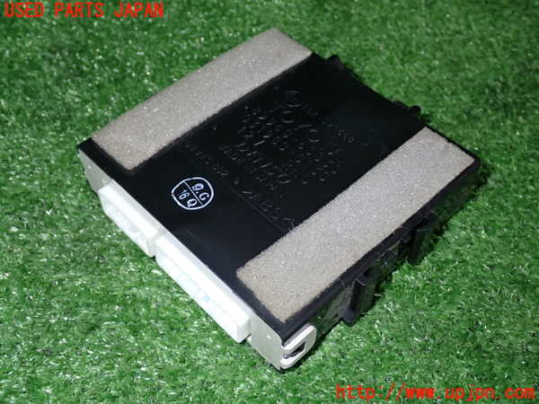 2UPJ-28926150]セルシオ(UCF31)コンピューター5 中古_m0001.jpg