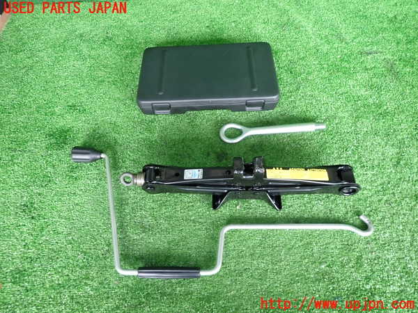 2UPJ-28927805]セルシオ(UCF31)車載工具 中古_m0003.jpg