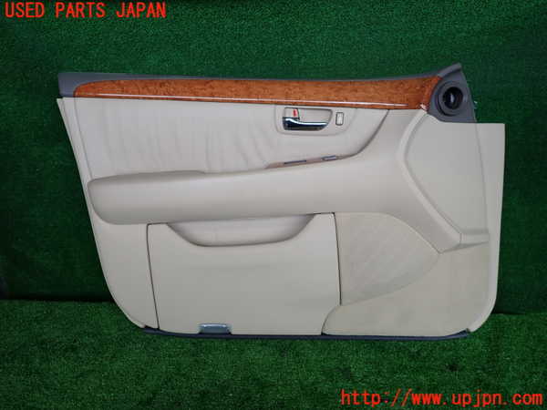2UPJ-28921264]セルシオ(UCF31)左前ドア内張り 中古_m0001.jpg