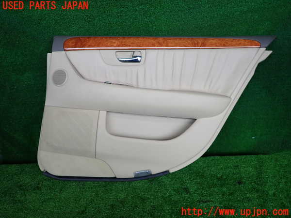 2UPJ-28921294]セルシオ(UCF31)右後ドア内張り 中古_m0001.jpg