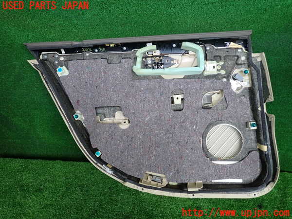 2UPJ-28921294]セルシオ(UCF31)右後ドア内張り 中古_m0002.jpg