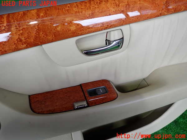 2UPJ-28921294]セルシオ(UCF31)右後ドア内張り 中古_m0003.jpg