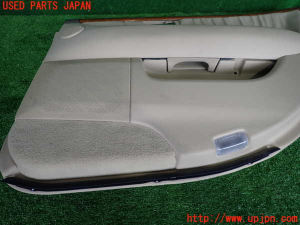 2UPJ-28921294]セルシオ(UCF31)右後ドア内張り 中古_m0005.jpg