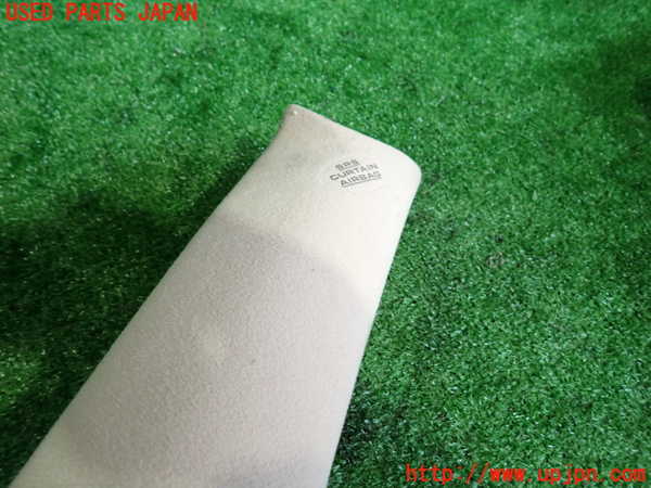 2UPJ-28927655]セルシオ(UCF31)右フロントピラートリム 中古_m0002.jpg