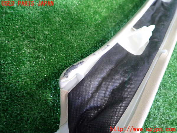 2UPJ-28927655]セルシオ(UCF31)右フロントピラートリム 中古_m0004.jpg