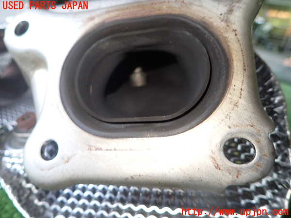 5UPJ-28932041]ヤリス(YARIS) ハイブリッド(MXPH10)エキマニ1 触媒 マニバーター 中古_m0003.jpg