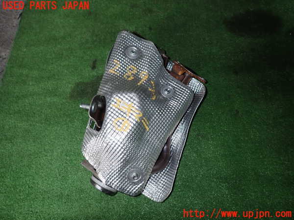 5UPJ-28932041]ヤリス(YARIS) ハイブリッド(MXPH10)エキマニ1 触媒 マニバーター 中古_m0004.jpg
