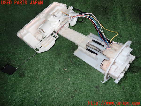 1UPJ-28932510]ヤリス(YARIS) ハイブリッド(MXPH10)燃料ポンプ 中古_m0001.jpg