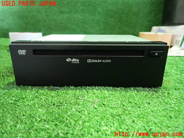 1UPJ-28936490]ヤリス(YARIS) ハイブリッド(MXPH10)DVDプレイヤー 中古_m0001.jpg