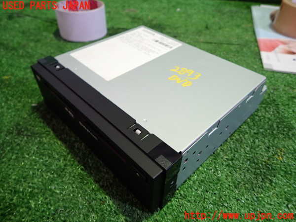 1UPJ-28936490]ヤリス(YARIS) ハイブリッド(MXPH10)DVDプレイヤー 中古_m0002.jpg
