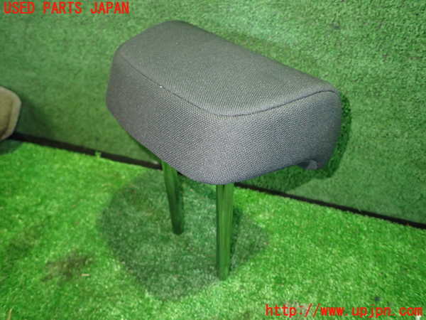1UPJ-28937130]ヤリス(YARIS) ハイブリッド(MXPH10)真中2列目ヘッドレスト 中古_m0003.jpg