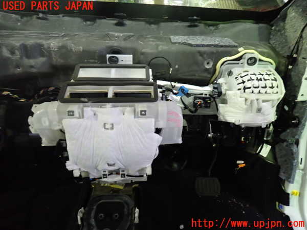 1UPJ-28946081]シトロエン・BERLINGO(ベルランゴ)(K9CYH01)エバポレーター1 中古_m0001.jpg