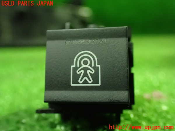 1UPJ-28946313]シトロエン・BERLINGO(ベルランゴ)(K9CYH01)スイッチ8 (チャイルドロック) 中古_m0001.jpg