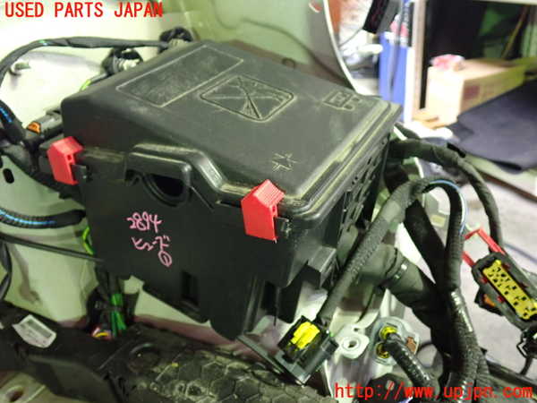 1UPJ-28946742]シトロエン・BERLINGO(ベルランゴ)(K9CYH01)ヒューズボックス2 中古_m0001.jpg