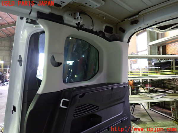 1UPJ-28947675]シトロエン・BERLINGO(ベルランゴ)(K9CYH01)右リアピラートリム 中古_m0002.jpg