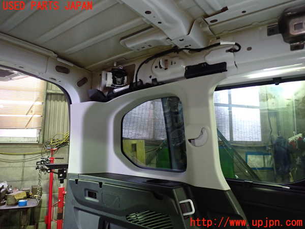 1UPJ-28947680]シトロエン・BERLINGO(ベルランゴ)(K9CYH01)左リアピラートリム 中古_m0002.jpg