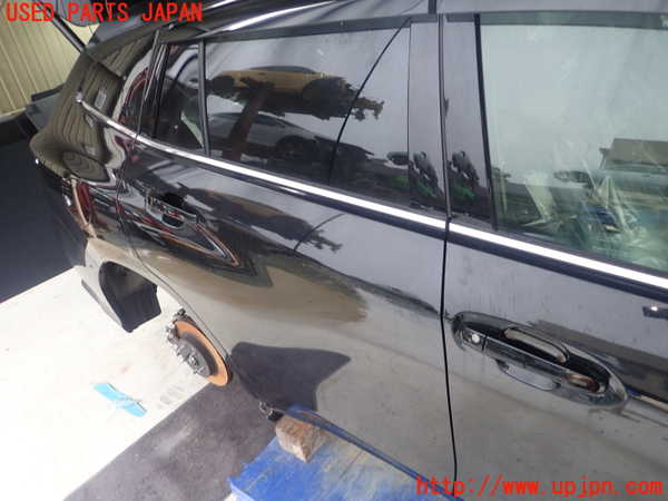 5UPJ-28961290]レヴォーグ(VN5)右後ドア AGC M2L4 中古_m0001.jpg