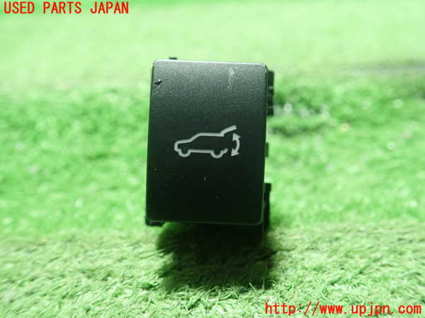 1UPJ-28966309]レヴォーグ(VN5)スイッチ4 (バックドア) 中古_m0001.jpg