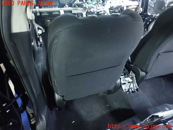 5UPJ-28967065]レヴォーグ(VN5)助手席シート 中古_m0002.jpg