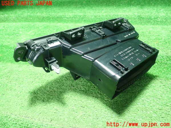 1UPJ-28967526]レヴォーグ(VN5)エアコン吹き出し口1 (右) 中古_m0003.jpg