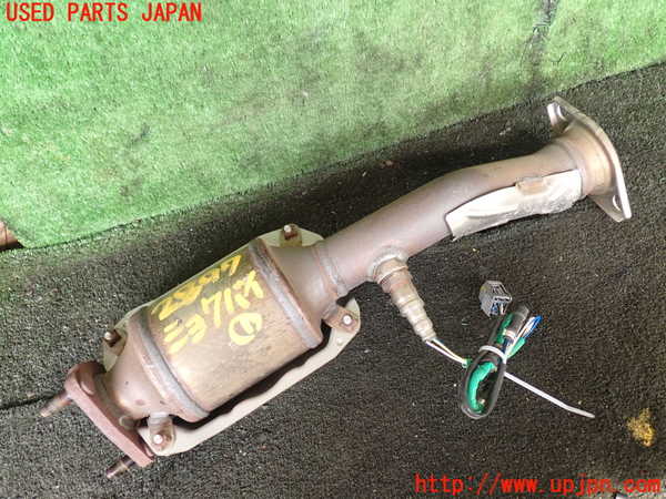 1UPJ-28972661]ヴェゼル ハイブリッド(e：HEV)(RV5)触媒1 中古_m0001.jpg