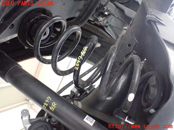 1UPJ-28975105]ヴェゼル ハイブリッド(e：HEV)(RV5)左リアスプリング 中古_m0001.jpg