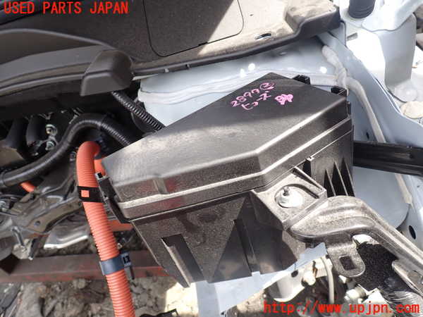 1UPJ-28976742]ヴェゼル ハイブリッド(e：HEV)(RV5)ヒューズボックス2 中古_m0001.jpg