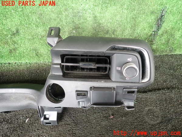 1UPJ-28977526]ヴェゼル ハイブリッド(e：HEV)(RV5)エアコン吹き出し口1 (右) 中古_m0002.jpg