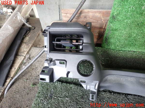 1UPJ-28977526]ヴェゼル ハイブリッド(e：HEV)(RV5)エアコン吹き出し口1 (右) 中古_m0003.jpg
