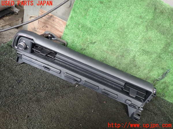 1UPJ-28977527]ヴェゼル ハイブリッド(e：HEV)(RV5)エアコン吹き出し口2 (左) 中古_m0001.jpg