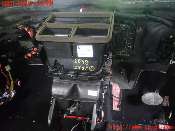 1UPJ-28986081]BMW ミニ(MINI)クーパーD F55(XT15)エバポレーター1 中古_m0001.jpg