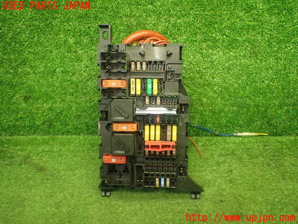 1UPJ-28986741]BMW ミニ(MINI)クーパーD F55(XT15)ヒューズボックス1 中古_m0001.jpg