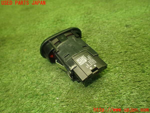1UPJ-28986290]BMW ミニ(MINI)クーパーD F55(XT15)ハザードスイッチ 中古_m0003.jpg