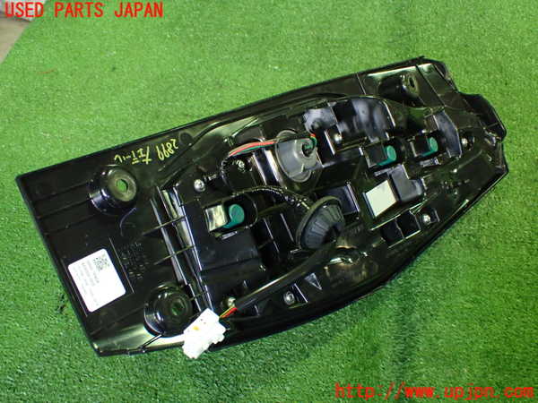 2UPJ-28991536]日産サクラ(SAKURA)(B6AW)左テールランプ 中古_m0003.jpg