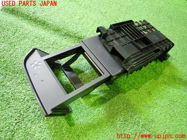 5UPJ-28997810]日産サクラ(SAKURA)(B6AW)ドリンクホルダー 中古_m0002.jpg