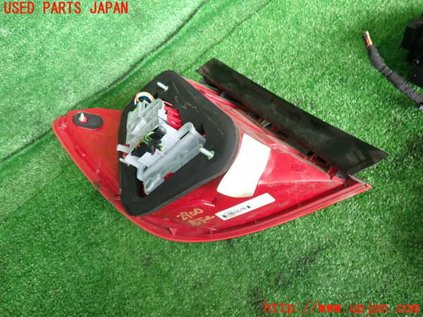 2UPJ-29001530]ベンツ C200 ステーションワゴン(204248)右テールランプ 中古 S204_m0003.jpg
