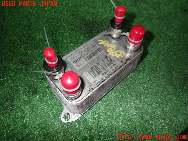 2UPJ-29002482]ベンツ C200 ステーションワゴン(204248)オイルクーラー2 中古 S204_m0001.jpg