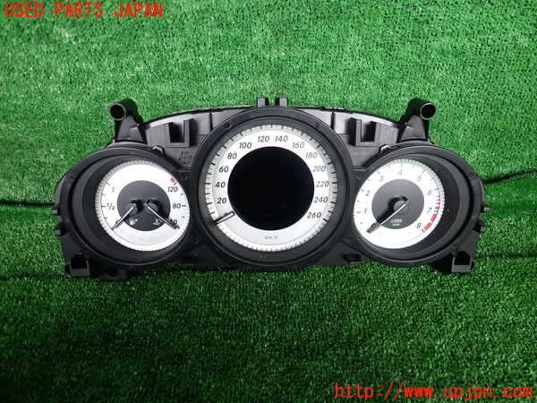 2UPJ-29006170]ベンツ C200 ステーションワゴン(204248)スピードメーター 中古_m0001.jpg