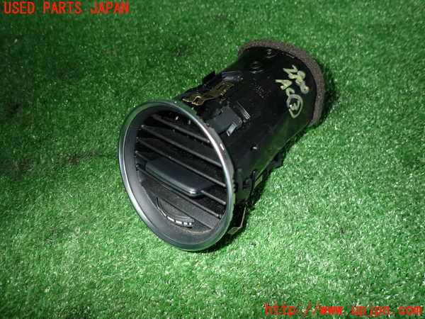 2UPJ-29007528]ベンツ C200 ステーションワゴン(204248)エアコン吹き出し口3 (左) 中古 S204_m0001.jpg