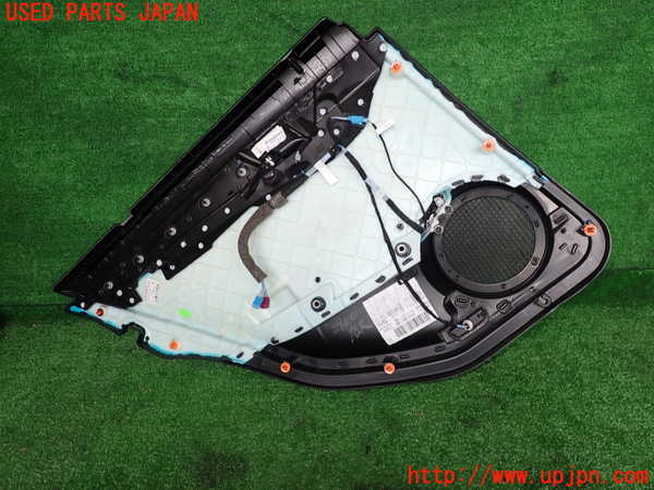 2UPJ-29001294]ベンツ C200 ステーションワゴン(204248)右後ドア内張り 中古 S204_m0003.jpg