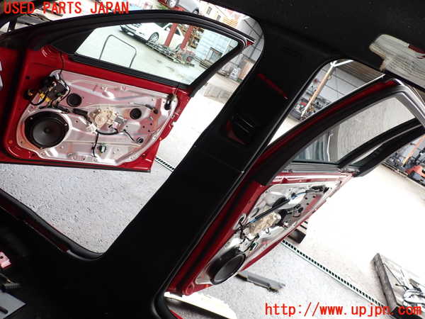 2UPJ-29007665]ベンツ C200 ステーションワゴン(204248)右センターピラートリム 中古 S204_m0001.jpg